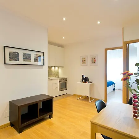 Arts Apartment